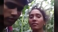 Desi girlfriend boyfriend boobs pressing outdoor DesiVdo.Com - The Best Free Indian Porn Site