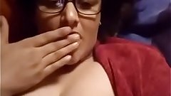 Nri milf self plying her boob